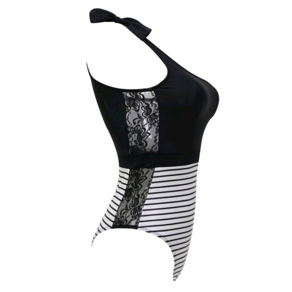 New Sexy ONE SHOULDER STRIPED Swimsuit - Picture 5 of 6